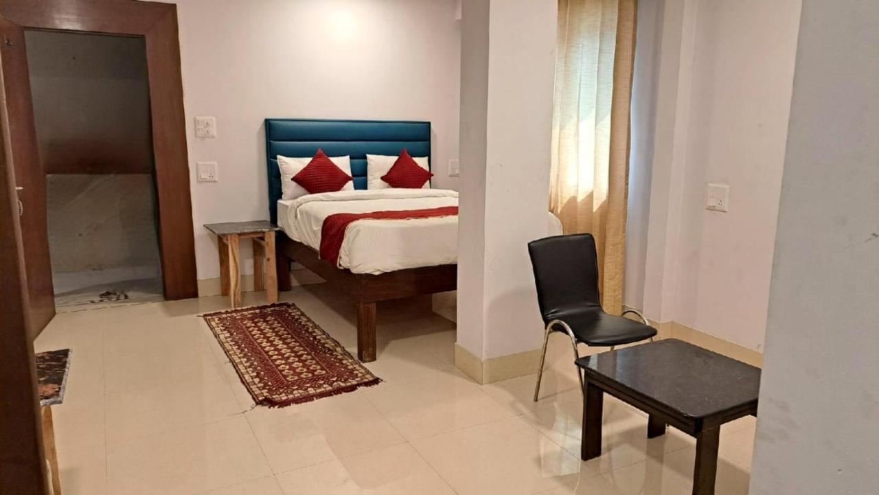 Hotel Amenda International New Delhi Ngoại thất bức ảnh
