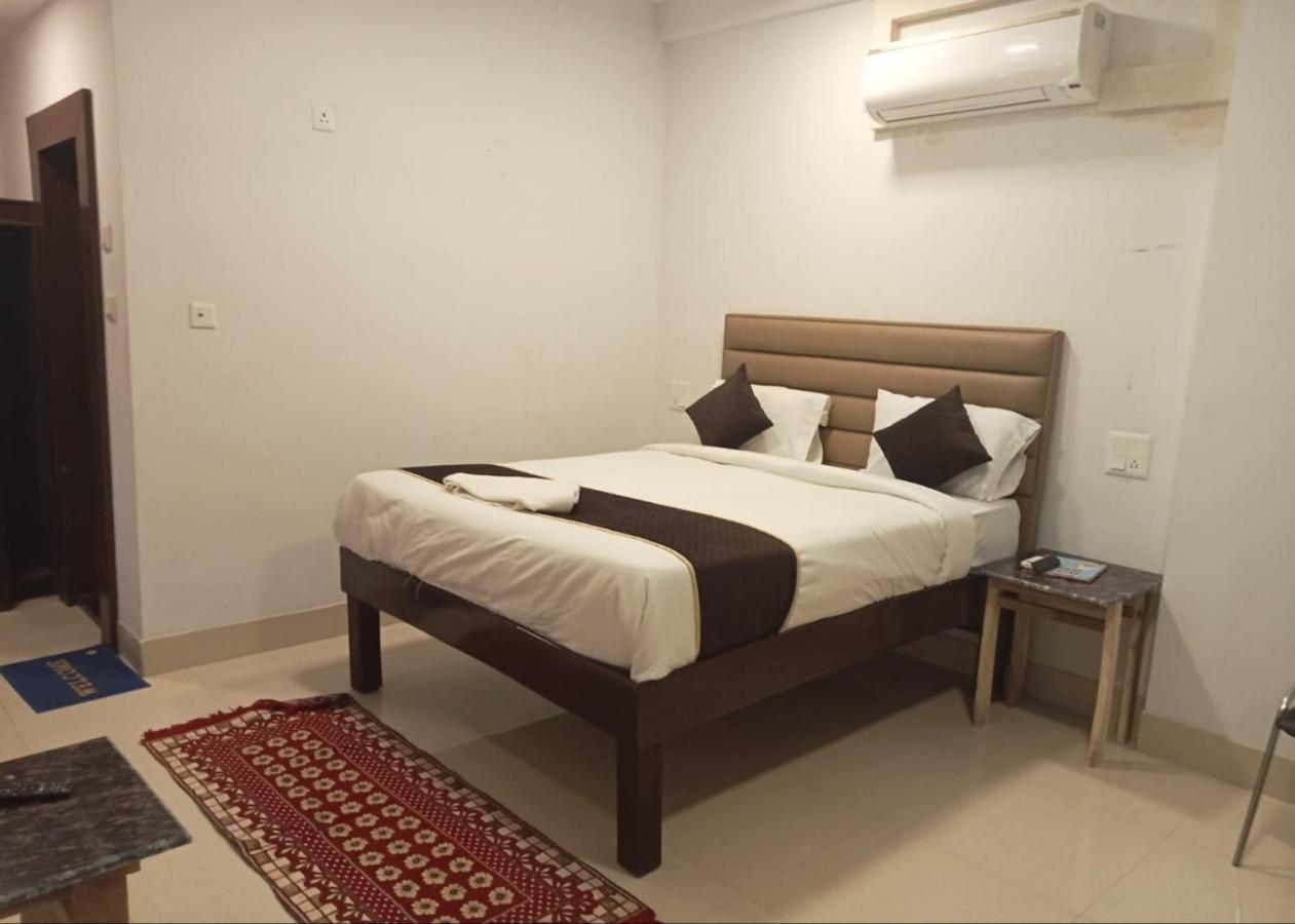 Hotel Amenda International New Delhi Ngoại thất bức ảnh