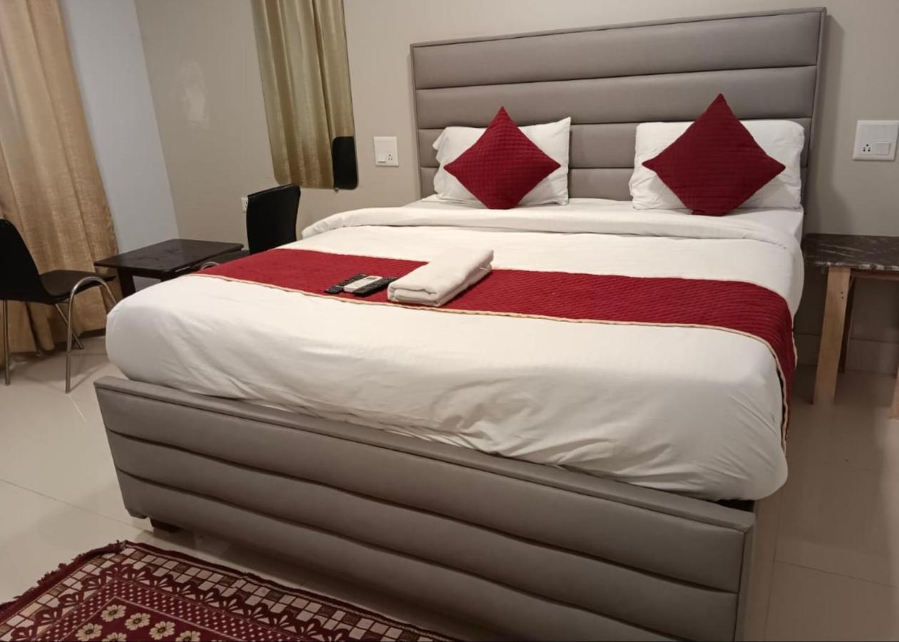 Hotel Amenda International New Delhi Ngoại thất bức ảnh