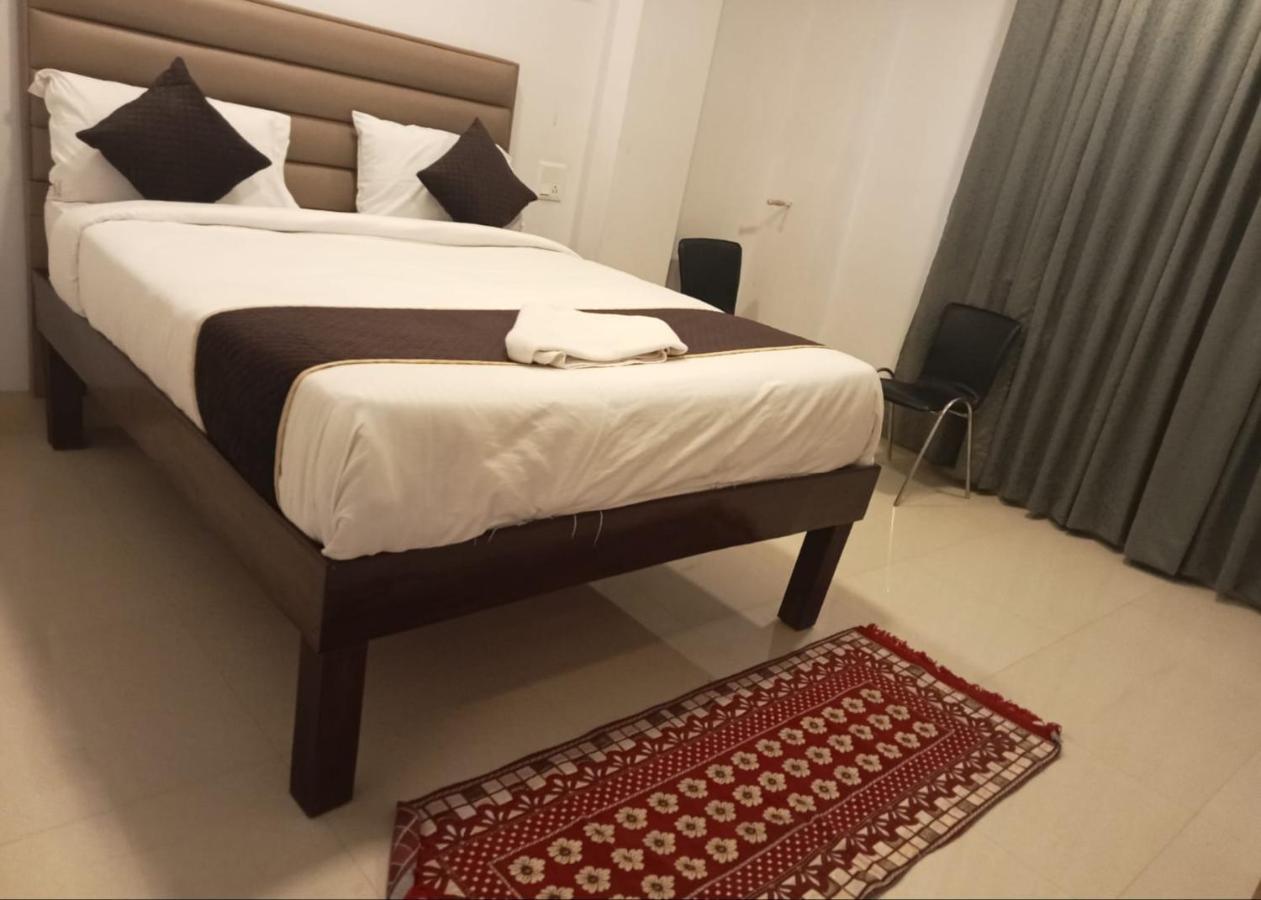 Hotel Amenda International New Delhi Ngoại thất bức ảnh