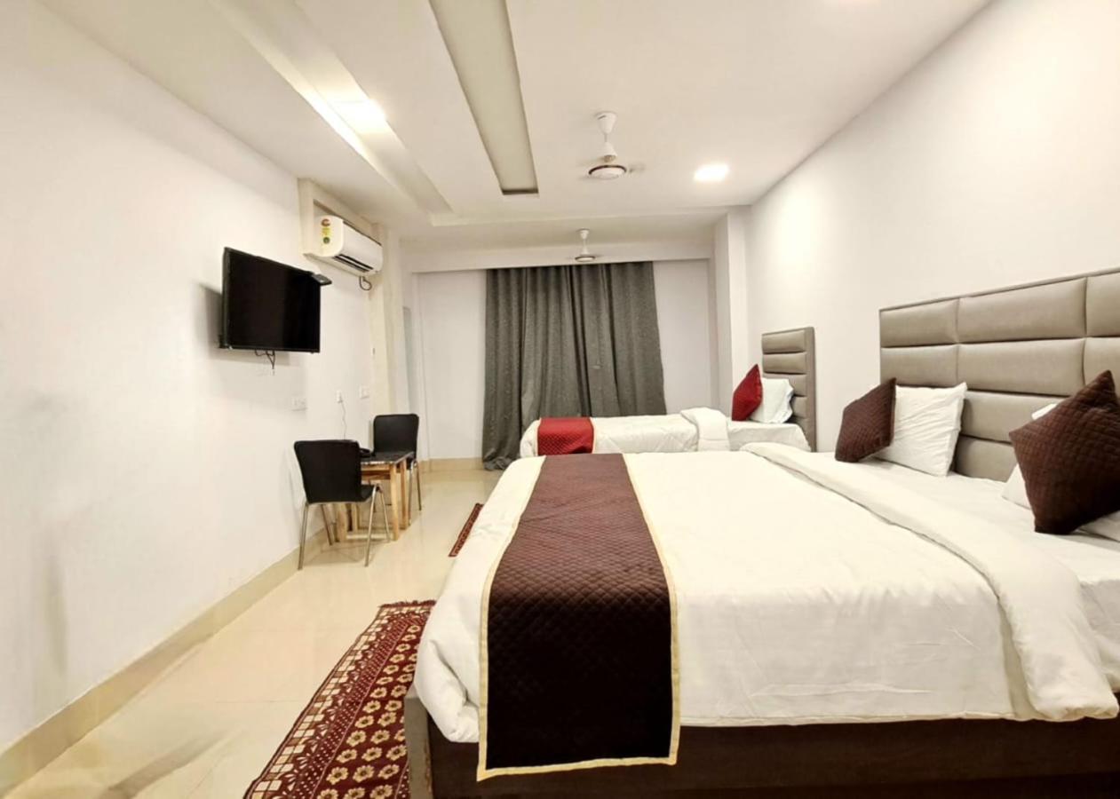 Hotel Amenda International New Delhi Ngoại thất bức ảnh