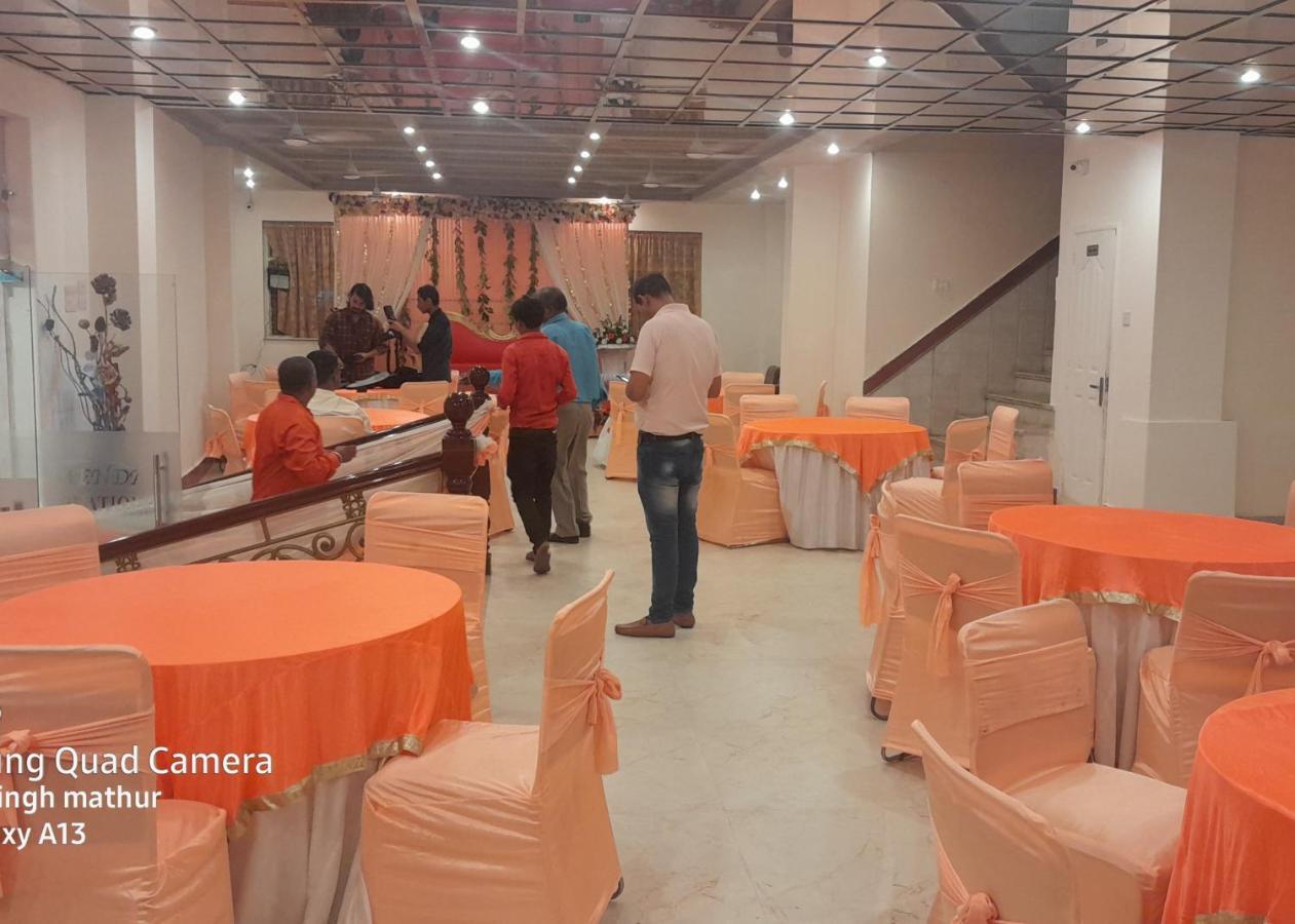 Hotel Amenda International New Delhi Ngoại thất bức ảnh